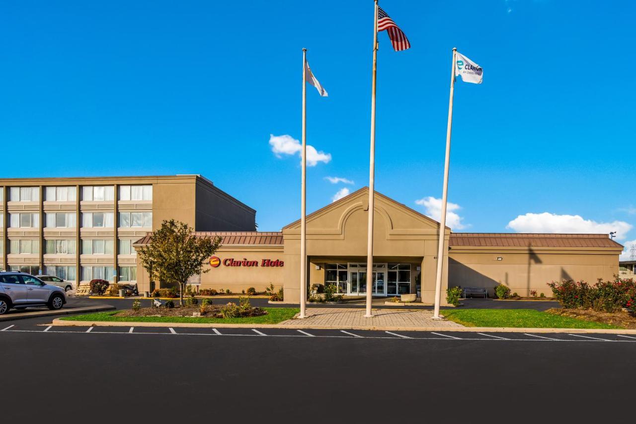 Clarion Hotel & Convention Center Joliet Exterior photo