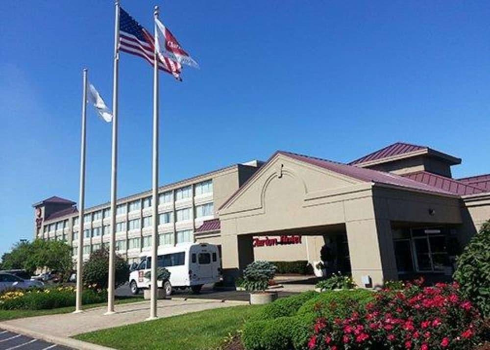 Clarion Hotel & Convention Center Joliet Exterior photo